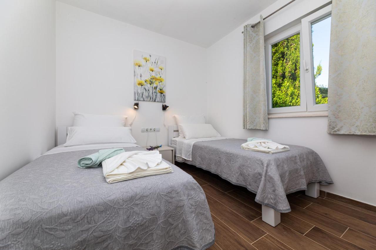Apartment Nada 1 Malinska Bagian luar foto